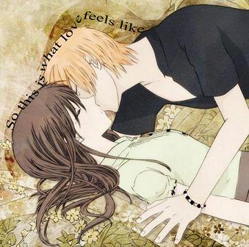 Romantic Anime Couples Kissing -- Description:
